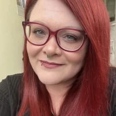 Photo of Leanne Honey